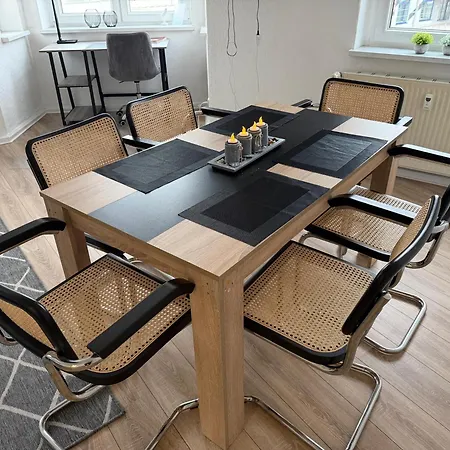 Gemuetliche Direkt Am Bahnhof Perfekte Lage Апартаменты Bitterfeld-Wolfen