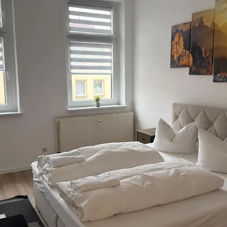 Gemuetliche Direkt Am Bahnhof Perfekte Lage Апартаменты Bitterfeld-Wolfen