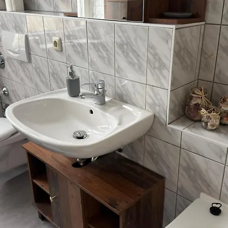 Gemuetliche Direkt Am Bahnhof Perfekte Lage Apartmán *