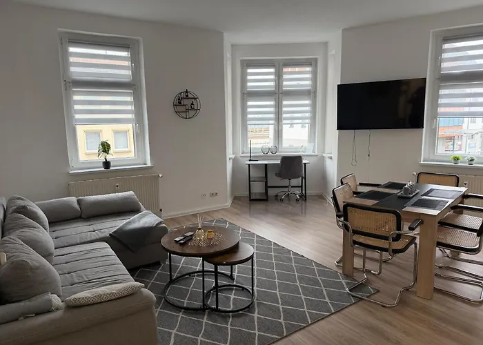 Gemuetliche Direkt Am Bahnhof Perfekte Lage Apartment *