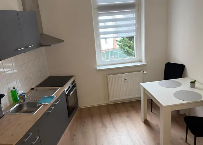 Апартаменты Gemuetliche Direkt Am Bahnhof Perfekte Lage Bitterfeld-Wolfen